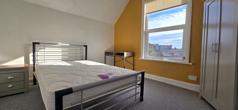 Property photo 2 of 7 Photo 2