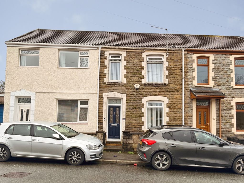Property photo 1 of 39 4912143