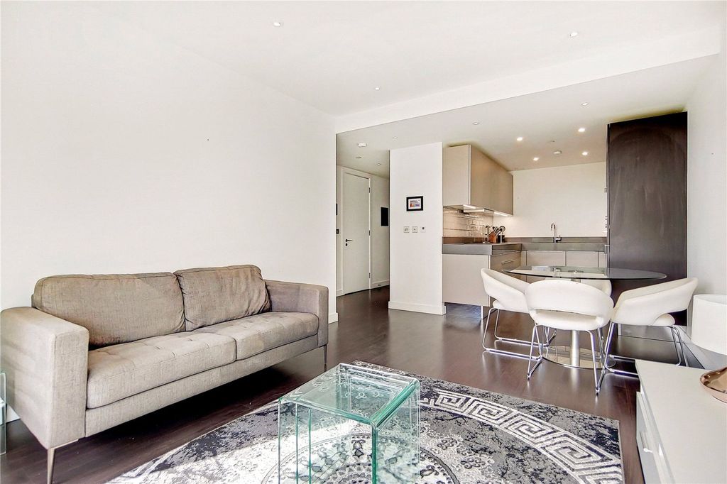 Property photo 2 of 11 Picture No. 07