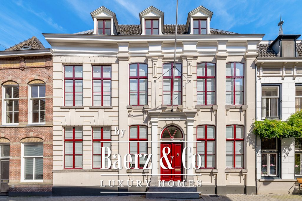 Property photo 1 of 58