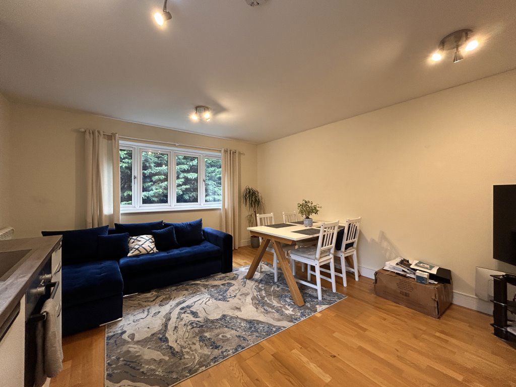 Property photo 3 of 8