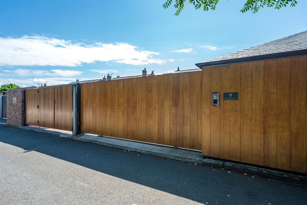 Property photo 3 of 44 Gated Rear Parking And Entrance
