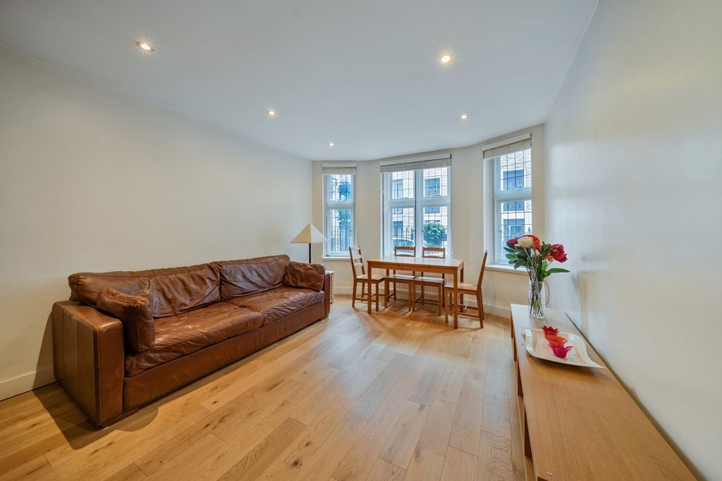 Property photo 1 of 9 1328470-4-687926d...