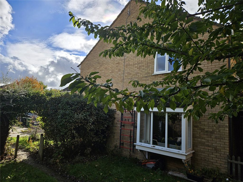 Property photo 1 of 11 Rear Aspect