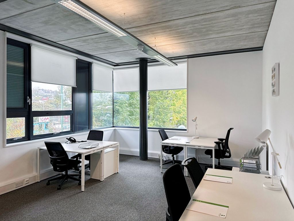 Property photo 3 of 9 Property Image 3