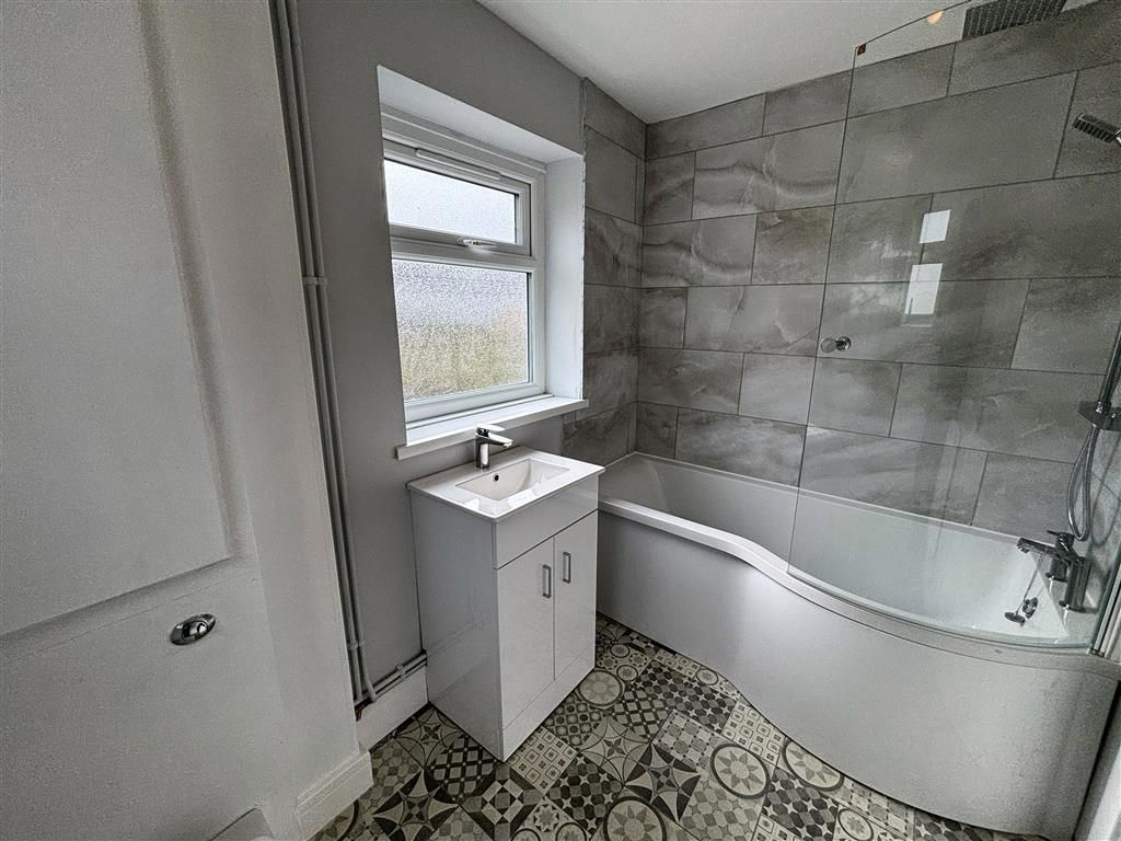 Property photo 3 of 9 Image