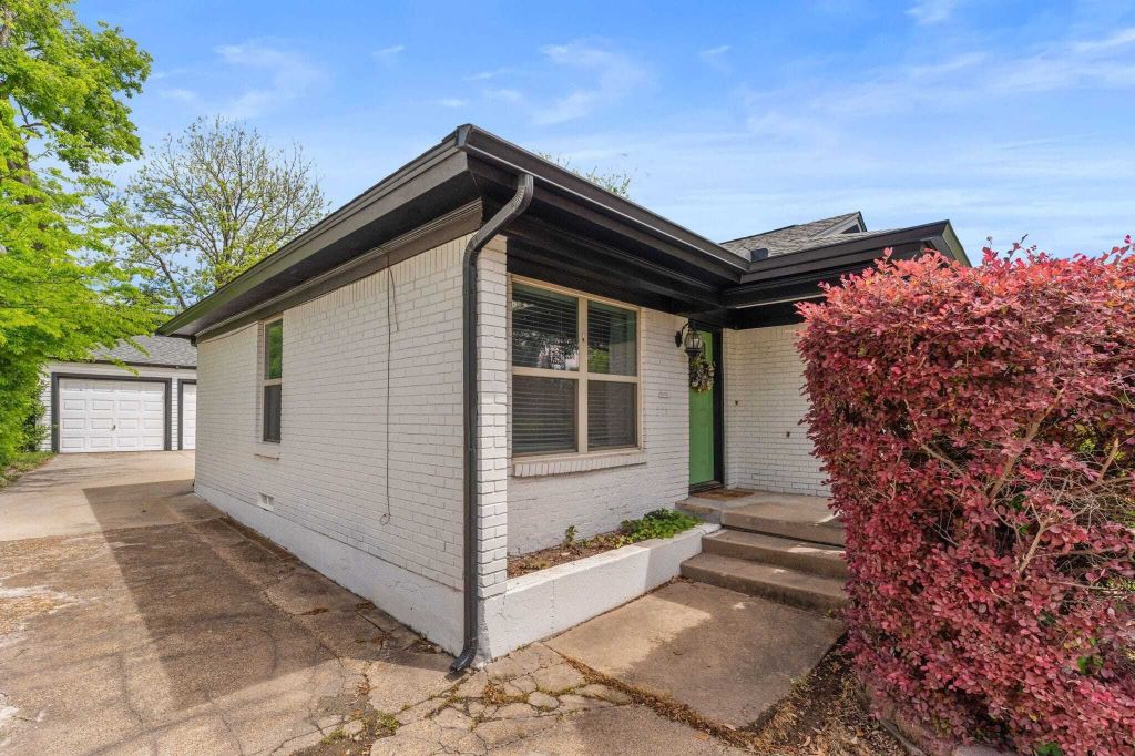 Property photo 3 of 27 <Alttext/>