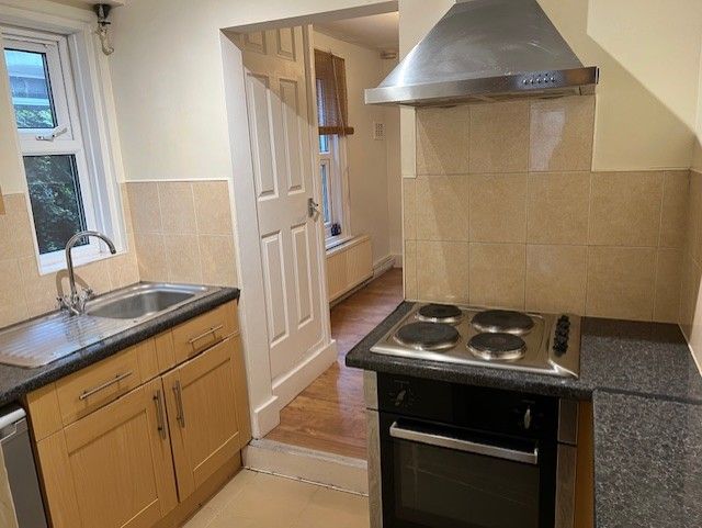 Property photo 3 of 9