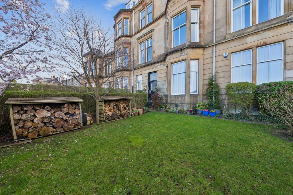 Property photo 2 of 29