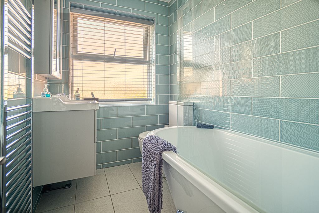 Property photo 3 of 31