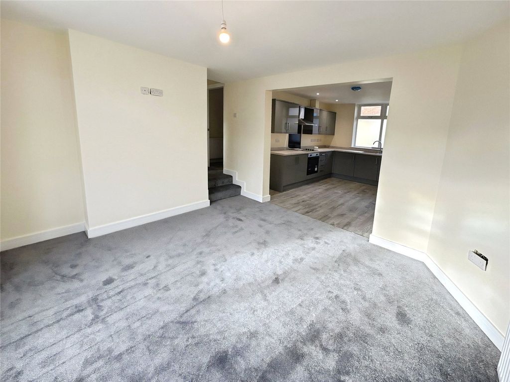 Property photo 3 of 16 Picture No. 29