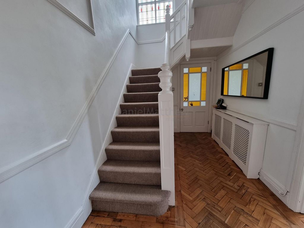 Property photo 3 of 24 Hallway