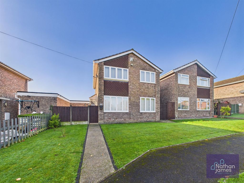 Property photo 1 of 20 Front