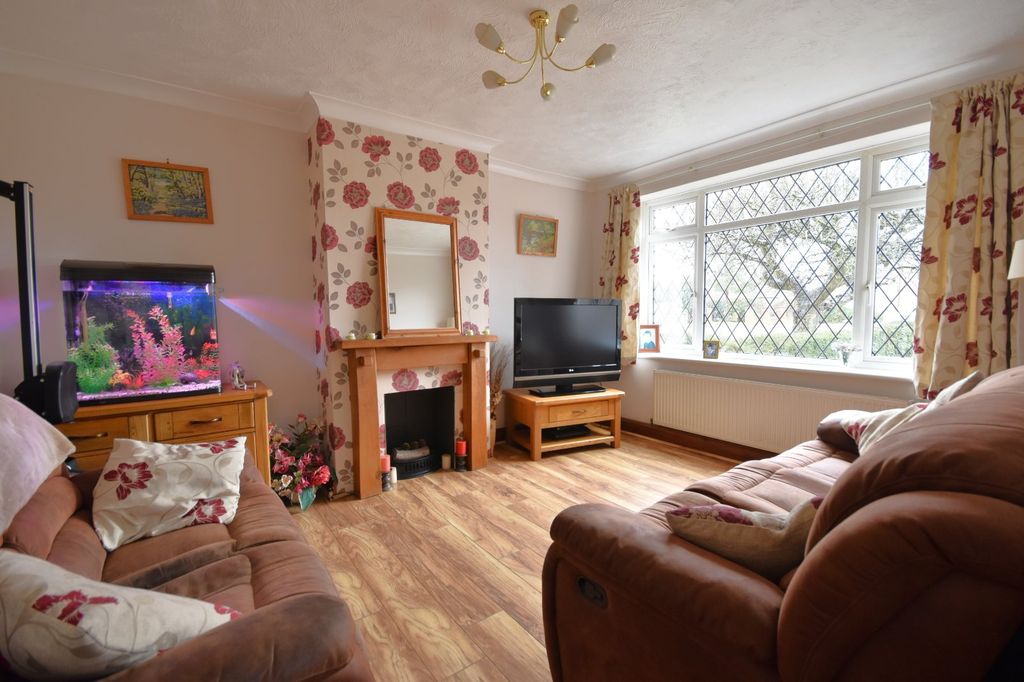 Property photo 2 of 17 Picture No. 02