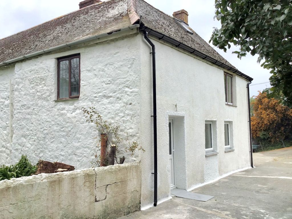 Property photo 1 of 8