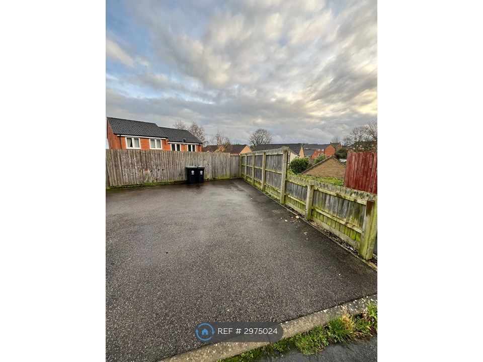 Property photo 3 of 23