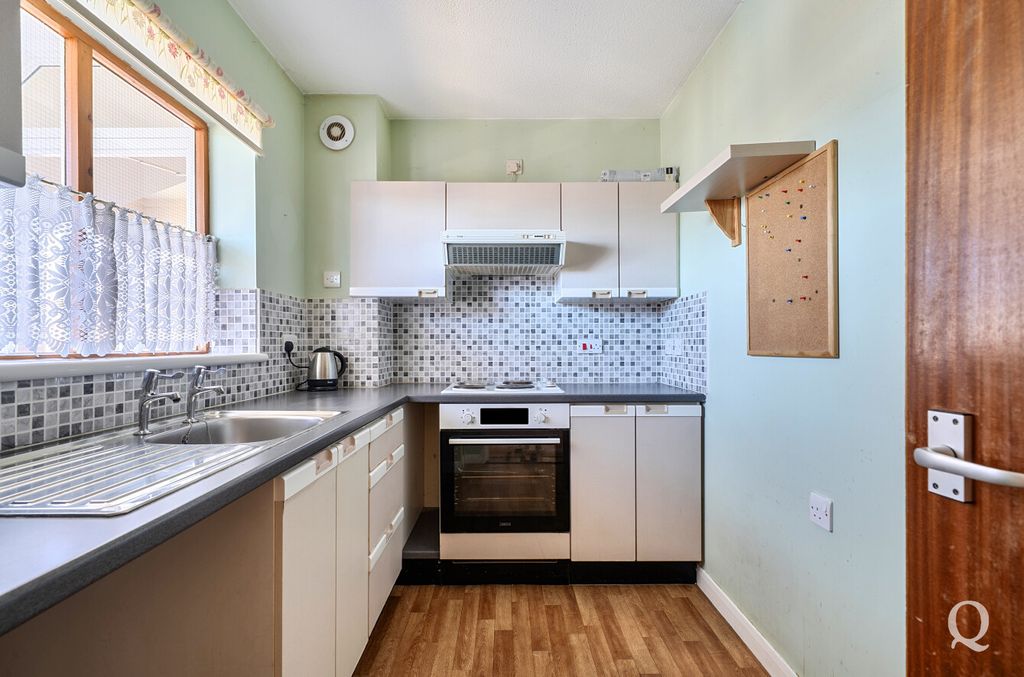 Property photo 2 of 16 B33E026c-Bb86-478...