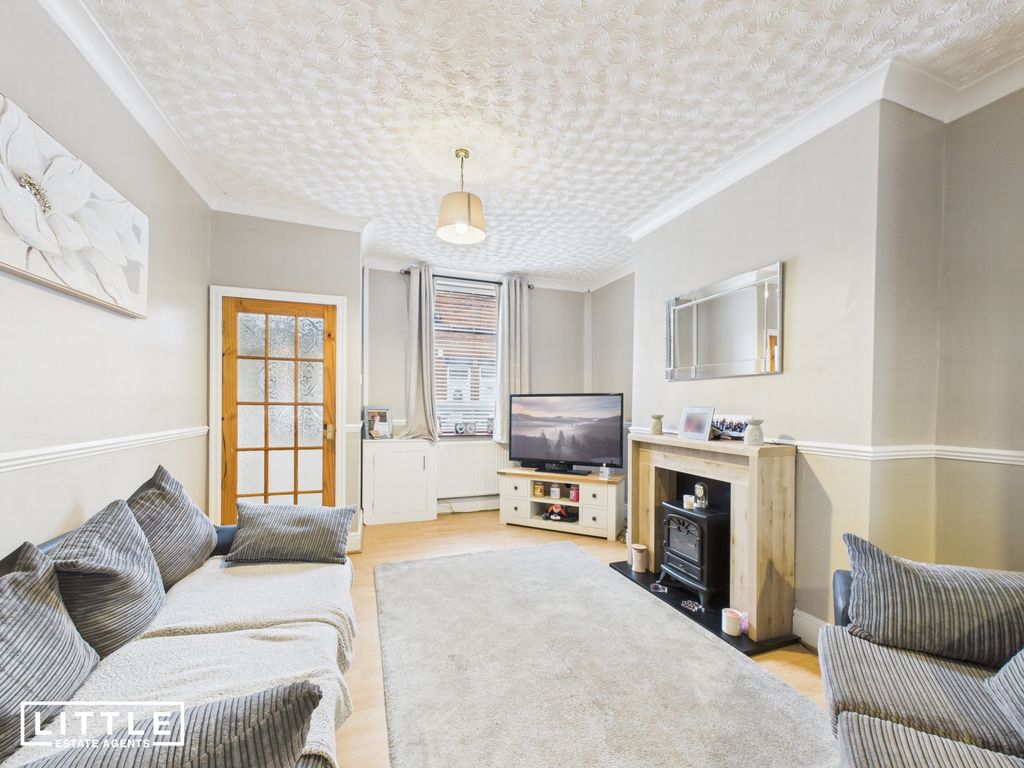 Property photo 2 of 14 Photo 1