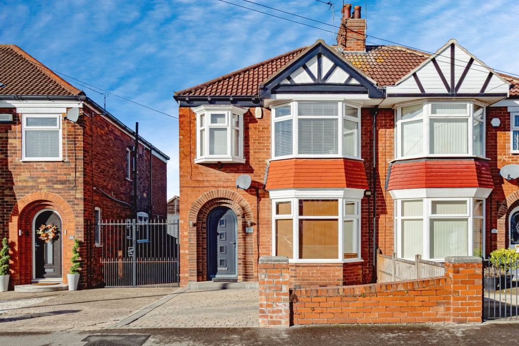 Property photo 1 of 22