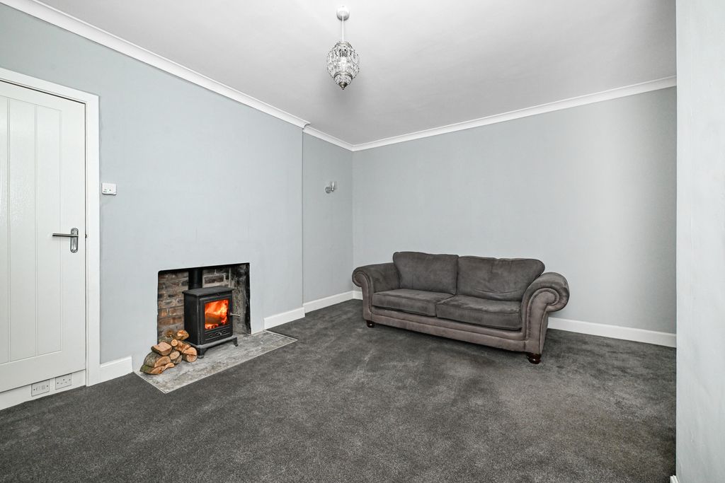 Property photo 3 of 17 Property Image 3