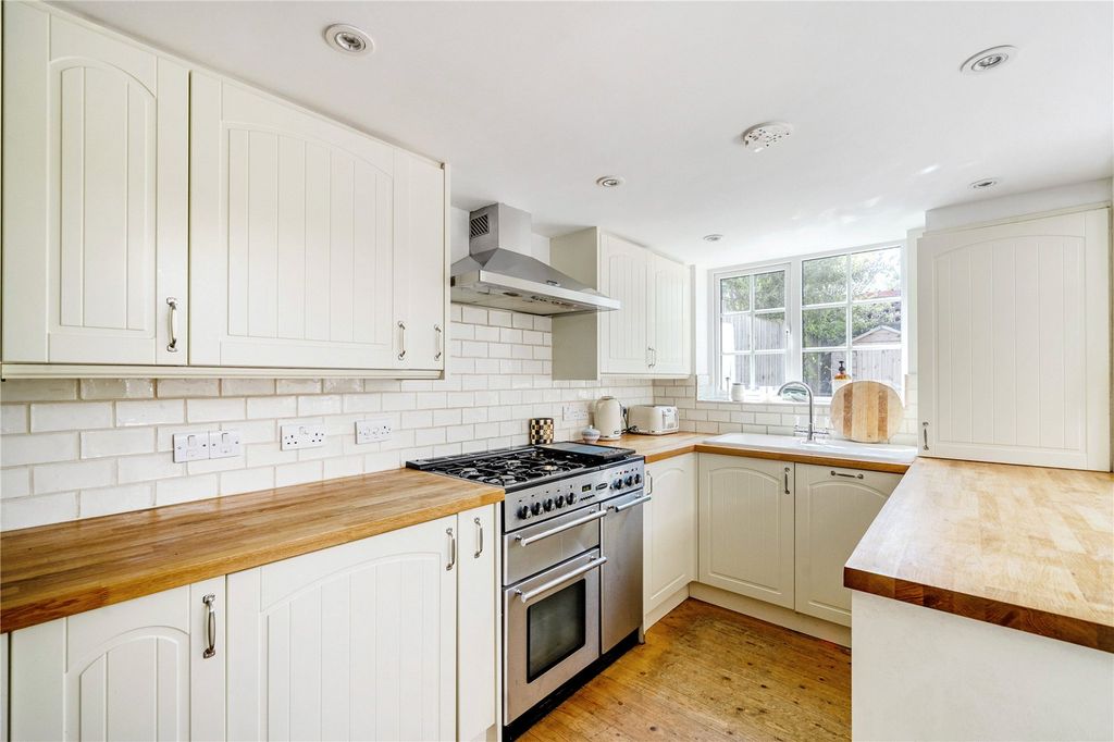 Property photo 3 of 14 Picture No. 09
