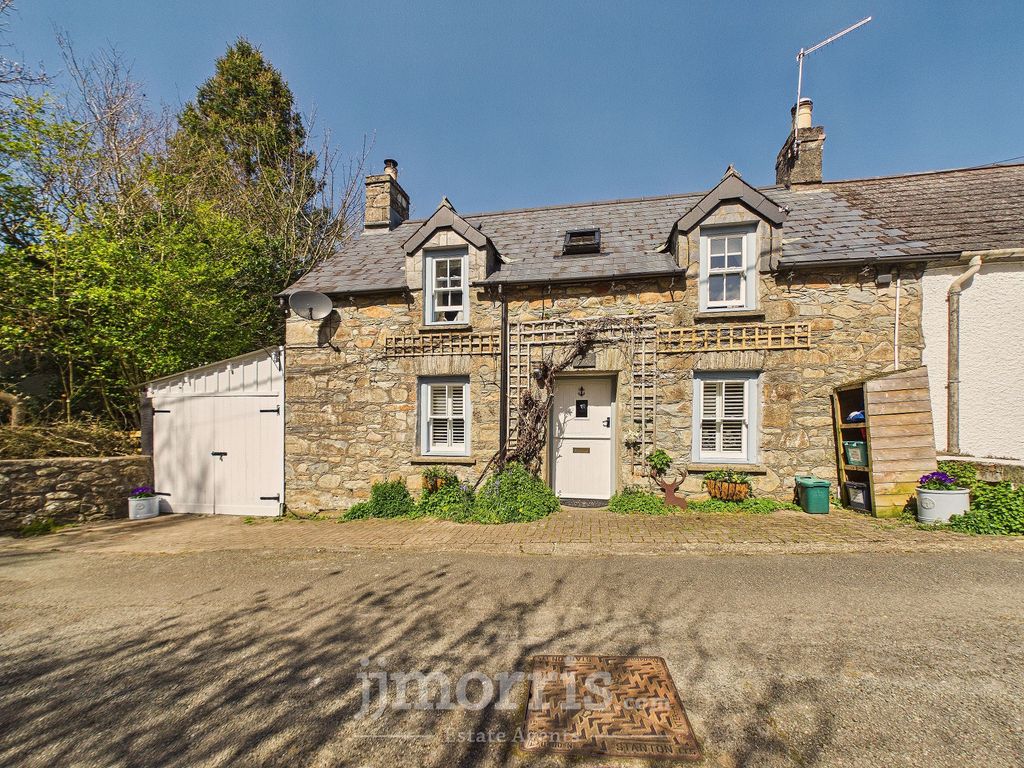 Property photo 1 of 38