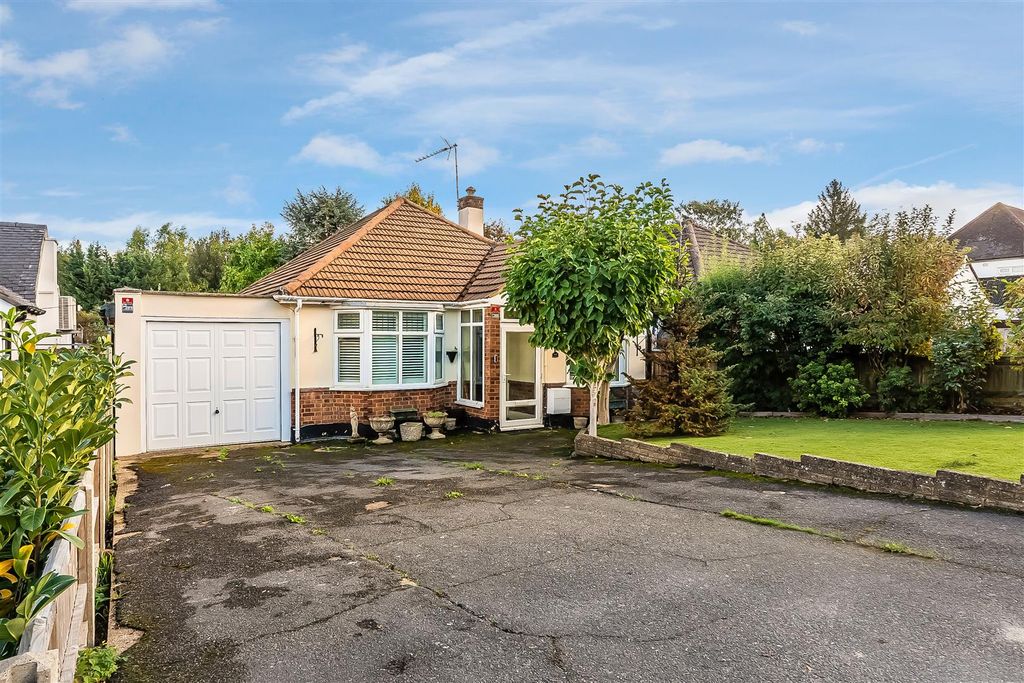 Property photo 1 of 24 41-Beresford-Road-10.Jpg