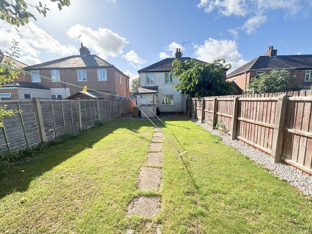 Property photo 2 of 11 Photo 6