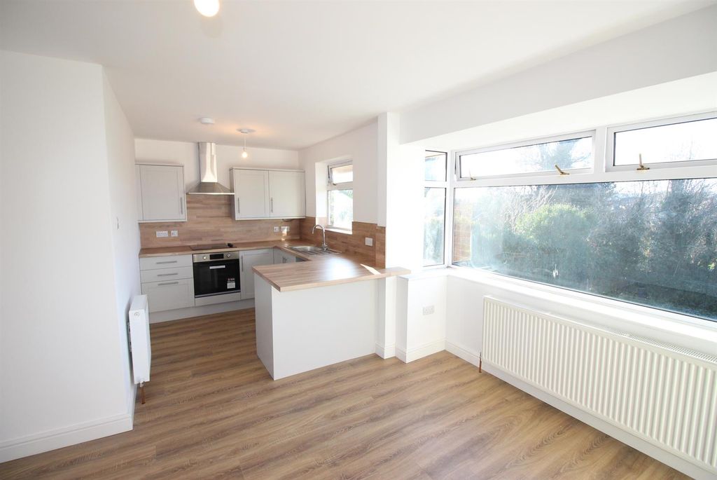 Property photo 2 of 14 4 - .Jpg