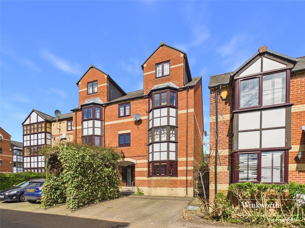 Property photo 1 of 10 Picture No. 12