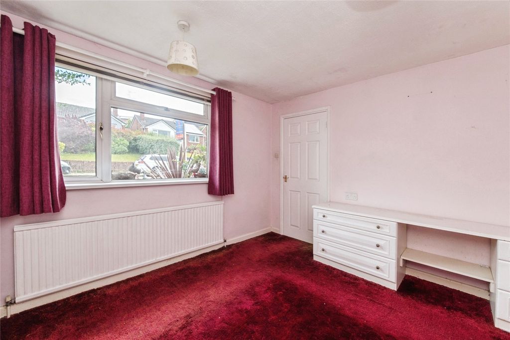 Property photo 2 of 17 Picture No. 30