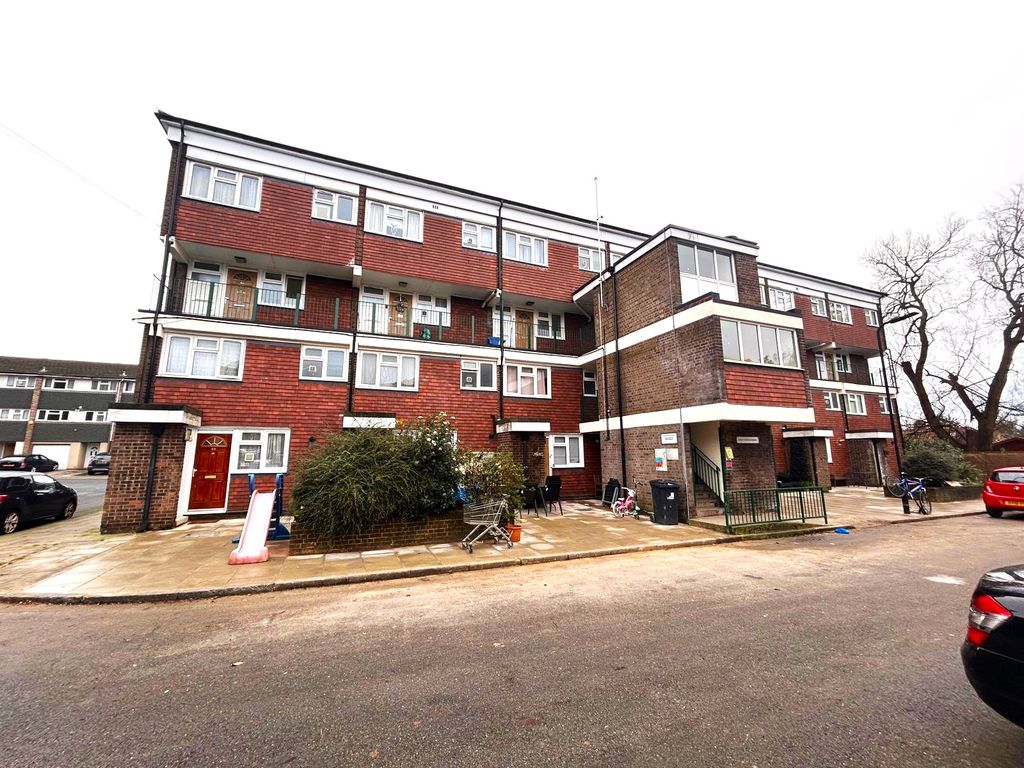 Property photo 1 of 6