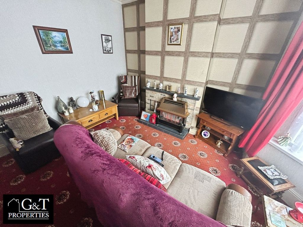 Property photo 3 of 17