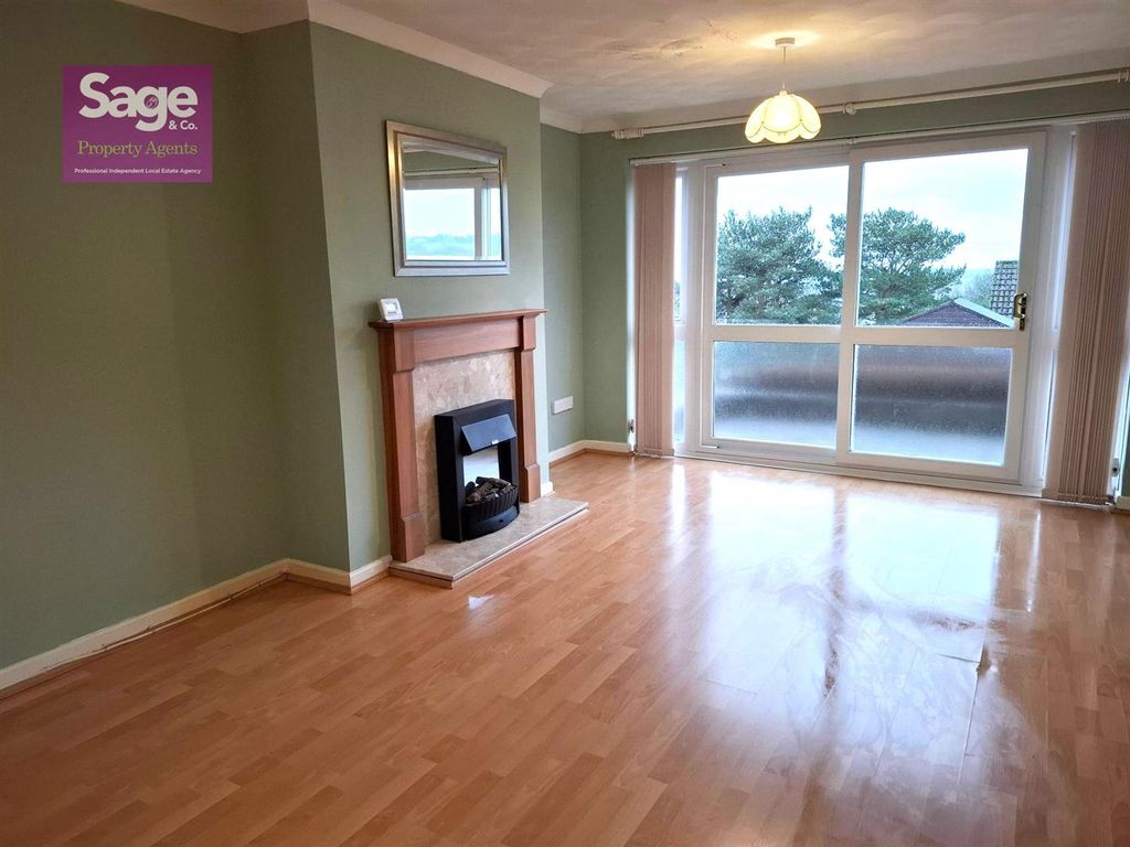 Property photo 2 of 33