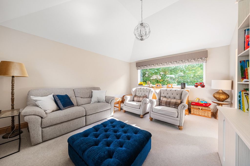 Property photo 3 of 46 5129754