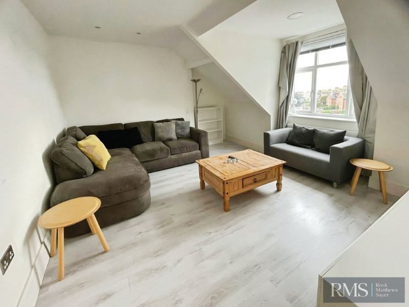 Property photo 2 of 9 Photo 6