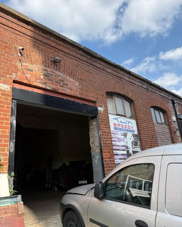 Property photo 1 of 7