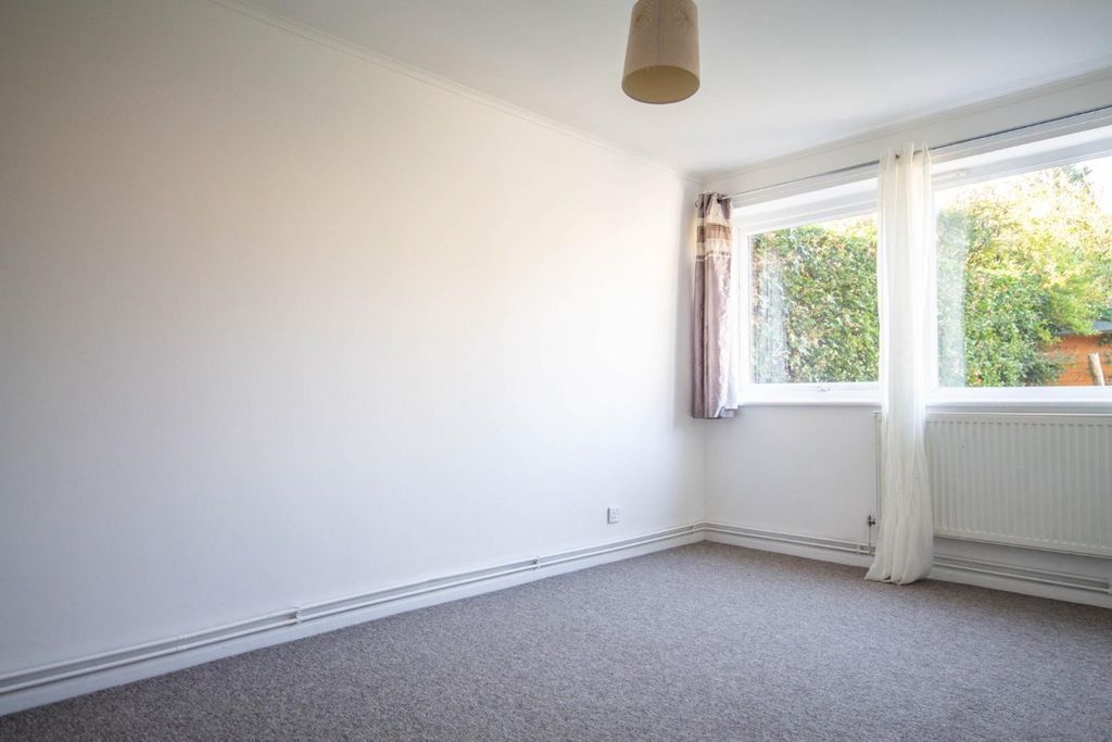 Property photo 3 of 10 H-Beqhtpzucwakuv4-Uc4Q.Jpg