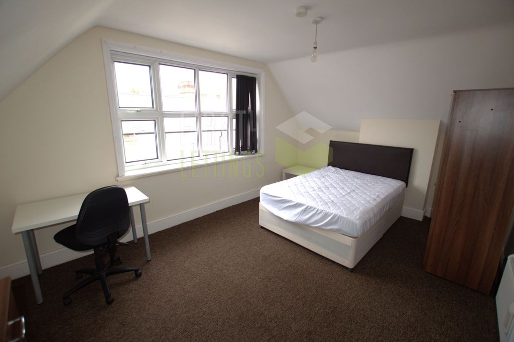 Property photo 3 of 10 Photo 10