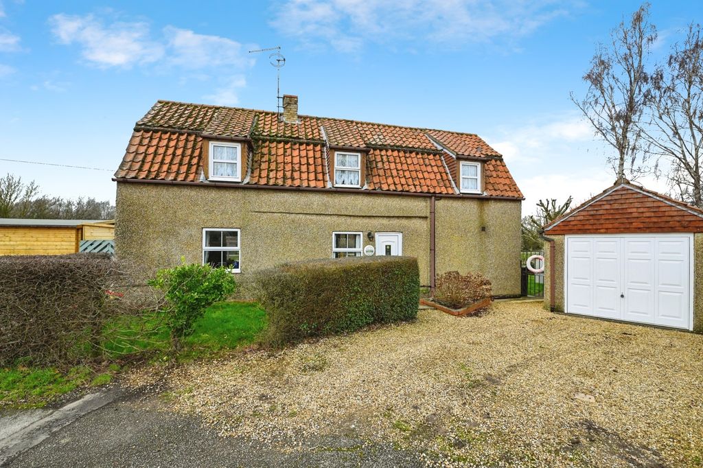 Property photo 3 of 16 Pbox-Img.Jpg