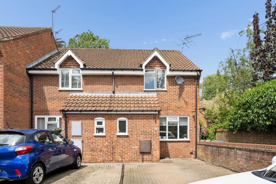 Property photo 1 of 9