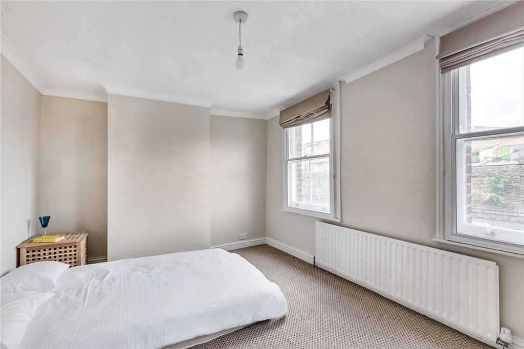 Property photo 3 of 8