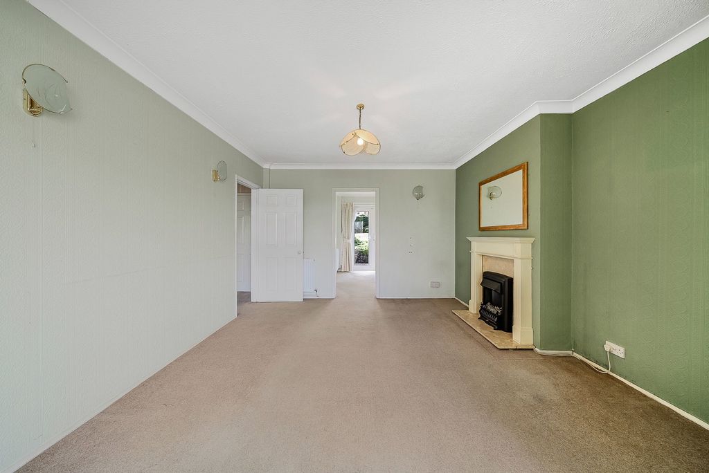 Property photo 3 of 26