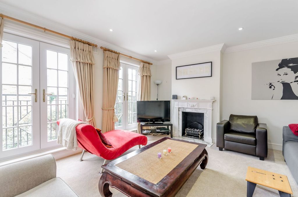 Property photo 1 of 10