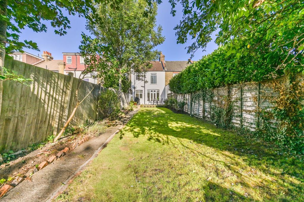 Property photo 3 of 15