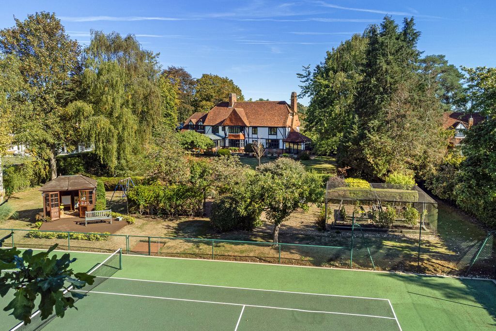 Property photo 3 of 13