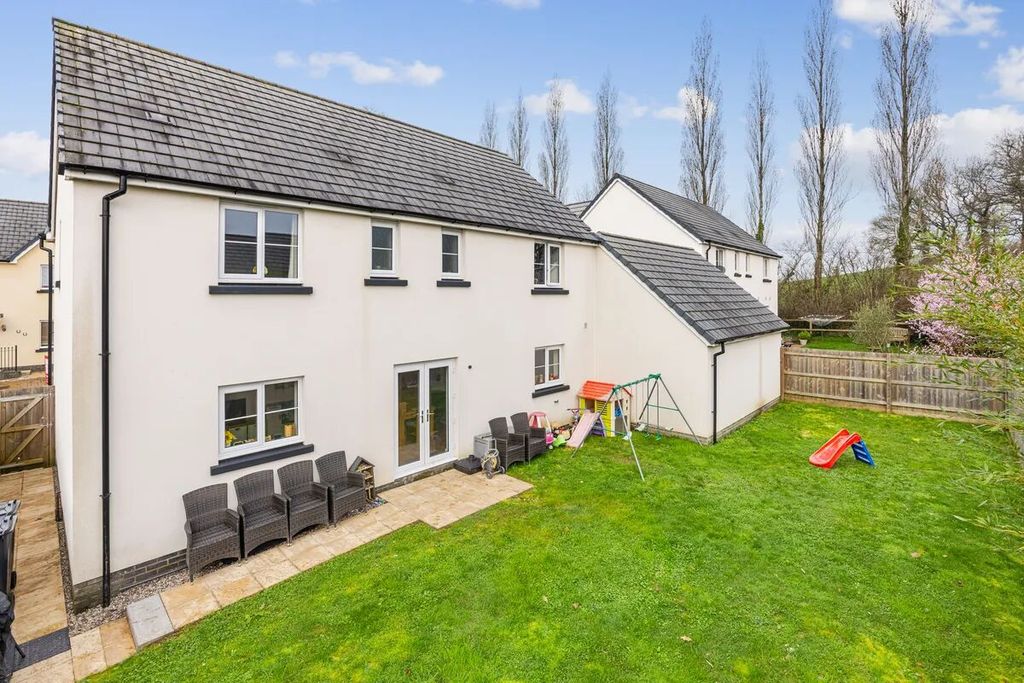 Property photo 3 of 25 Picture 3