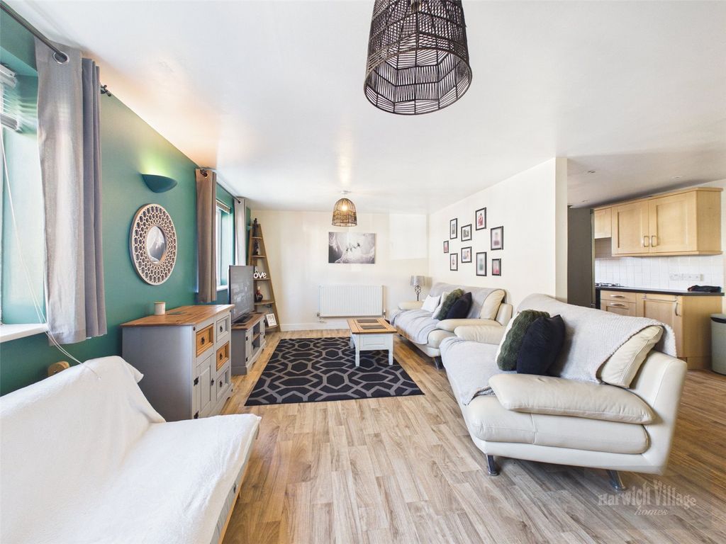 Property photo 2 of 12 Picture 2