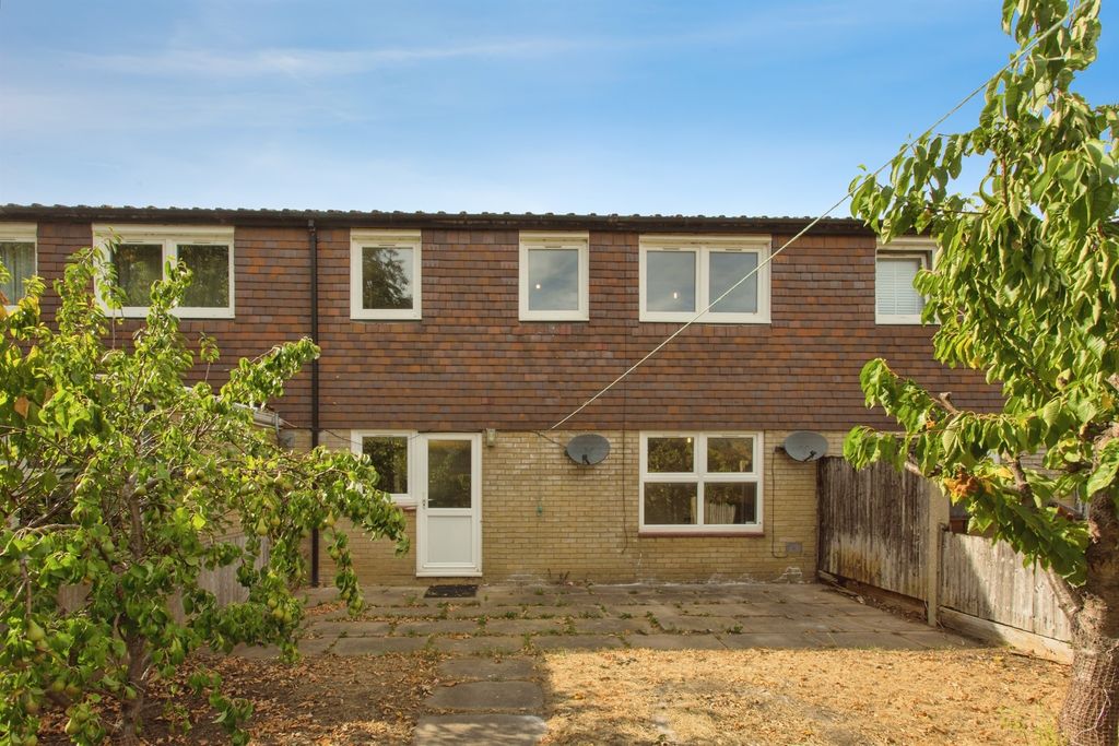 Property photo 2 of 26