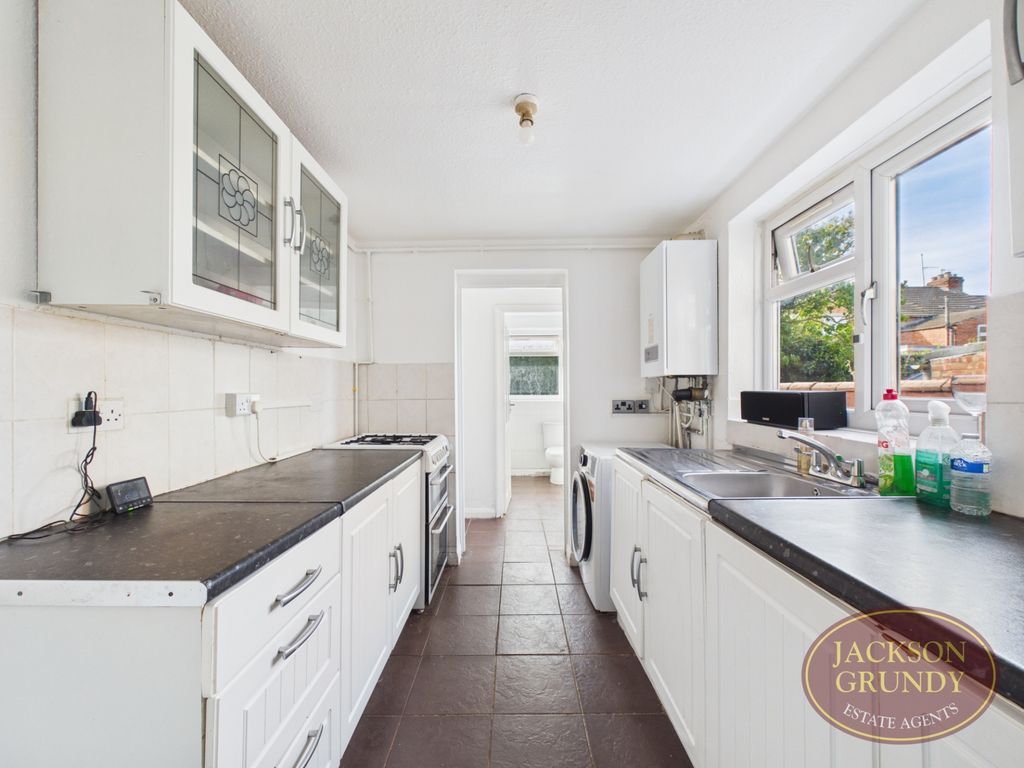 Property photo 2 of 13 Kitchen